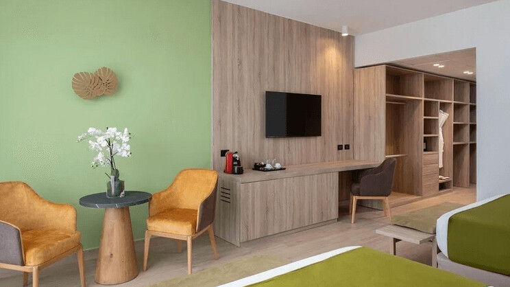 Junior Suite Swim Out Ocean Front View 